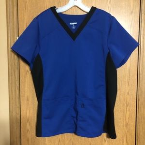 Scrub top